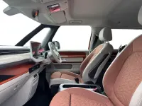 Usado VW ID. Buzz Pro 150 kW (204 HP) 2023 Branco Monovolume