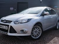 Used Ford Focus Zetec 125 HP (91 kW) 2013 Silver Hatchback