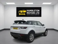 Used Land Rover Range Rover evoque SE 2018 White Estate