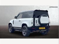 Used Land Rover Defender SE Dynamic 250 HP (183 kW) 2023 White SUV