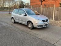 Used VW Polo S 55 HP (40 kW) 2006 Silver Hatchback