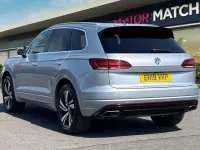 Używany VW Touareg R-line 2019 Srebrny SUV