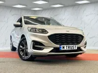 Usado Ford Kuga ST-Line 120 CV (88 kW) 2020 Plateado SUV