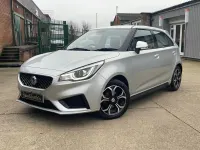 Usado MG MG3 Excite 106 HP (77 kW) 2019 Prateado Citadino