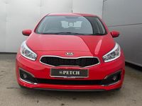 Used Kia Ceed 135 HP (99 kW) 2016 Red Hatchback