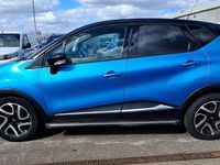 Second-hand Renault Captur Dynamique 90 CP (66 kW) 2016 Albastru SUV