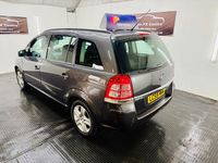 Used Vauxhall Zafira 115 HP (84 kW) 2009 Grey MPV