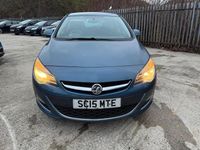 Used Vauxhall Astra SRi 165 HP (121 kW) 2015 Blue Hatchback