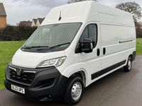 Used Vauxhall Movano 140 HP (102 kW) 2022 White MPV