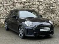 Gebraucht Mini Cooper S Exclusive 176 PS (129 kW) 2024 Schwarz Kleinwagen