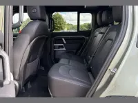 Used Land Rover Defender Dynamic 404 HP (297 kW) 2024 Green SUV