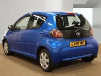 Used Toyota Aygo 68 HP (50 kW) 2010 Blue Hatchback