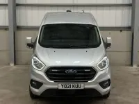 Käytetty Ford Transit Custom Limited 170 HP (125 kW) 2021 Hopea