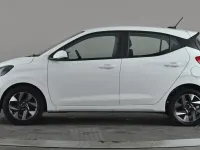 Used Hyundai i10 Advanced 67 HP (49 kW) 2023 White Hatchback