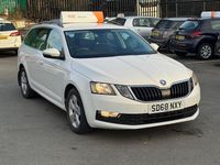 Used Skoda Octavia SE Technology 115 HP (84 kW) 2018 White Estate