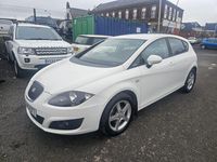 Used Seat Leon Ecomotive 105 HP (77 kW) 2010 White Hatchback