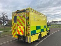 Used Mercedes Sprinter 190 HP (139 kW) 2015 Yellow Van