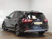 Used Ford Focus Active 125 HP (91 kW) 2022 Black Estate