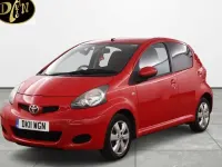 Used Toyota Aygo 68 HP (50 kW) 2011 Red Hatchback