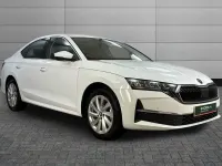 Neu Skoda Octavia SE L 150 PS (110 kW) 2025 Weiß Kleinwagen