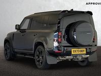 Used Land Rover Defender SE Dynamic 249 HP (183 kW) 2023 Santorini black SUV