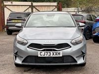 Używany Kia Ceed 158 KM (116 kW) 2024 Szary Hatchback