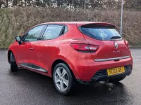Usado Renault Clio IV Dynamique 75 HP (55 kW) 2014 Vermelho Citadino