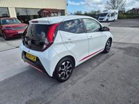 Used Toyota Aygo Trend 72 HP (52 kW) 2019 White Hatchback