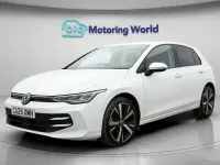 Usado VW Golf VIII Match 116 CV (85 kW) 2025 Blanco Utilitario