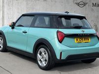 Używany Mini Cooper Classic 114 kW (156 KM) 2025 Zielony Hatchback