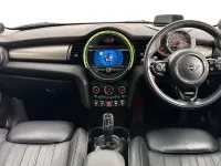 Usado Mini Cooper S Exclusive 189 HP (139 kW) 2020 Preto Citadino