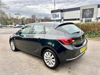 used Vauxhall Astra 1.6i 16V Elite 5dr Auto