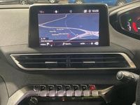 Used Peugeot 3008 GT-line 130 HP (95 kW) 2018 Perla nera black Hatchback