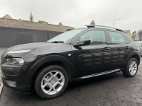 Used Citroën C4 Cactus Feel 100 HP (73 kW) 2015 Black Hatchback