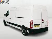 Używany Renault Master Business 135 KM (99 kW) 2022 Biały Minivan