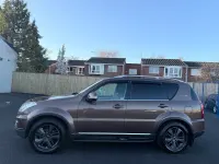 Used SsangYong Rexton 2016 Brown SUV