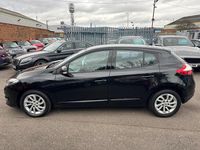 Used Renault Mégane III Dynamique 110 HP (80 kW) 2014 Black Hatchback