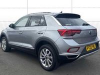 Usado VW T-Roc Style 150 HP (110 kW) 2023 Prateado SUV