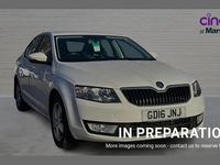 Used Skoda Octavia SE 147 HP (108 kW) 2016 White Hatchback