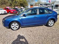 used Ford Focus 1.6 Zetec 5dr [Climate Pack]