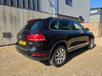 Used VW Touareg SE 240 HP (176 kW) 2011 Black SUV