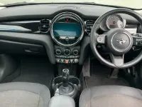 Gebraucht Mini Cooper Classic 134 PS (98 kW) 2022 Grau Kleinwagen