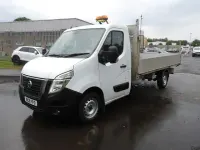 Used Nissan NV400 Tekna 135 HP (99 kW) 2021 White Van