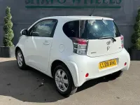 Used Toyota iQ 69 HP (50 kW) 2014 Hatchback