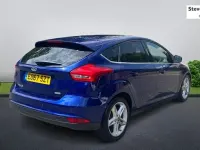 Used Ford Focus Zetec 125 HP (91 kW) 2017 Blue Hatchback