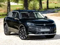 New VW T-Roc Life 116 HP (85 kW) 2026 Black SUV