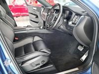 Used Volvo XC60 R-Design 250 HP (183 kW) 2021 Blue SUV