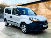 Używany Fiat Doblò Pop 95 KM (69 kW) 2019 Szary Minivan