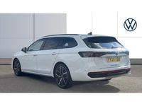Used VW Passat R-line 204 HP (150 kW) 2025 Estate