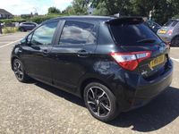 Used Toyota Yaris Hybrid Design 2018 Black Hatchback